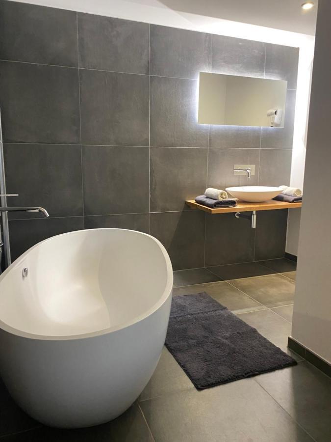 Hotel Cote Cour Durbuy Bagian luar foto